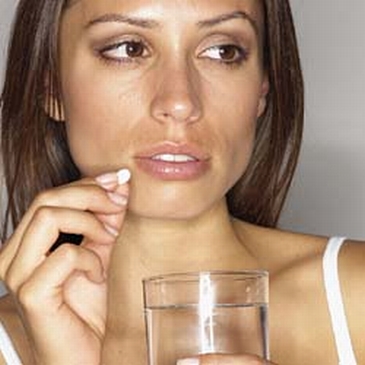aspirin use can cut breast cancer risk by nearly 2