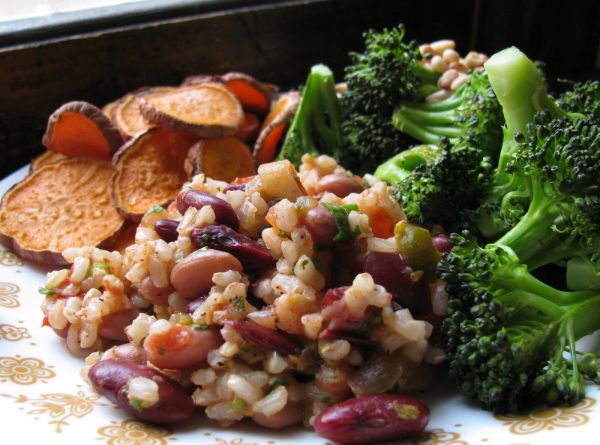 Brown rice and red beans meal