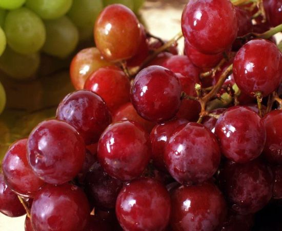 Red grapes