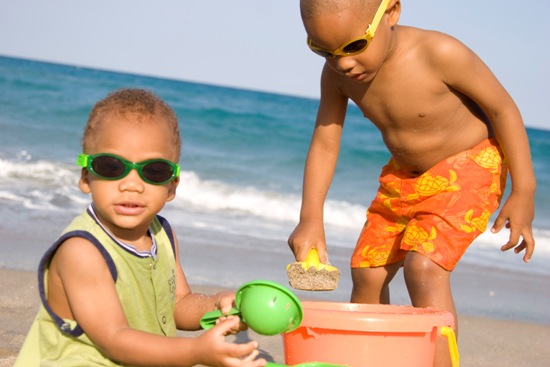 summer safety tips to protect your child from sun